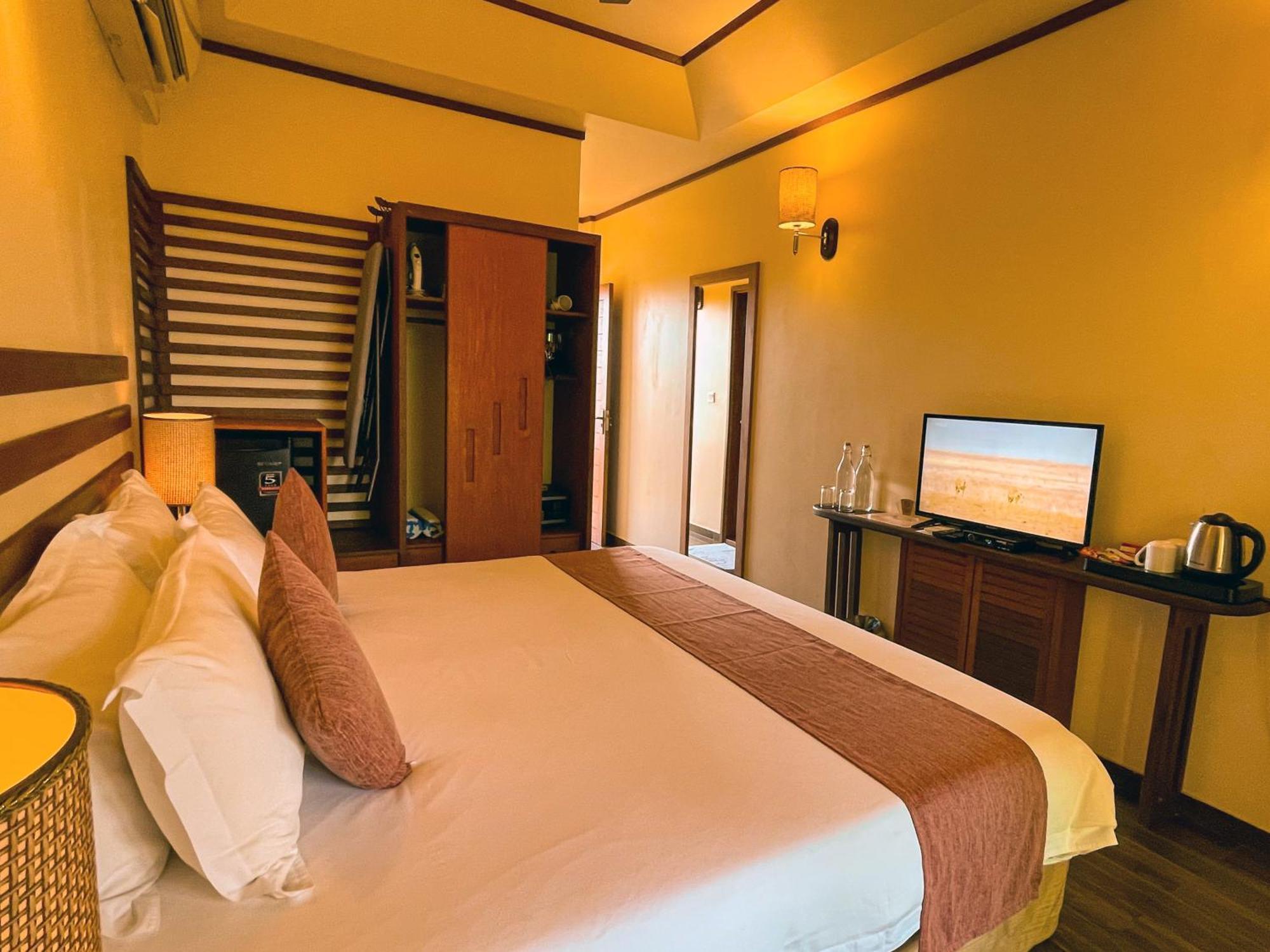 Araamu Hotels Maldives At Dhiffushi Luaran gambar